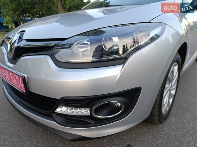 Серый Рено Меган, объемом двигателя 1.5 л и пробегом 160 тыс. км за 10500 $, фото 51 на Automoto.ua