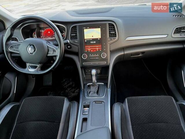 Рено Меган 2016 в Бердичеве на Automoto.ua Серый Рено Меган, объемом двигателя 1.46 л и пробегом 216 тыс. км за 13200 $, фото 17 на Automoto.ua
