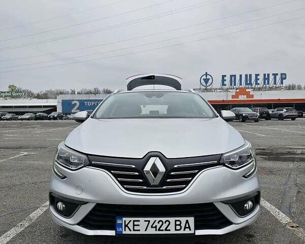 Серый Рено Меган, объемом двигателя 1.46 л и пробегом 217 тыс. км за 13350 $, фото 13 на Automoto.ua