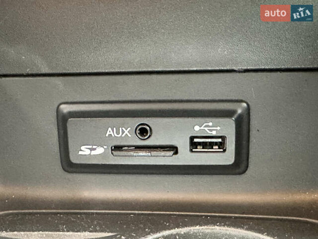 Сірий Рено Меган, об'ємом двигуна 1.5 л та пробігом 186 тис. км за 10750 $, фото 19 на Automoto.ua