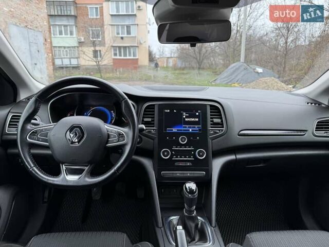 Серый Рено Меган, объемом двигателя 1.46 л и пробегом 198 тыс. км за 12200 $, фото 10 на Automoto.ua