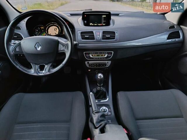 Серый Рено Меган, объемом двигателя 1.5 л и пробегом 160 тыс. км за 10500 $, фото 35 на Automoto.ua