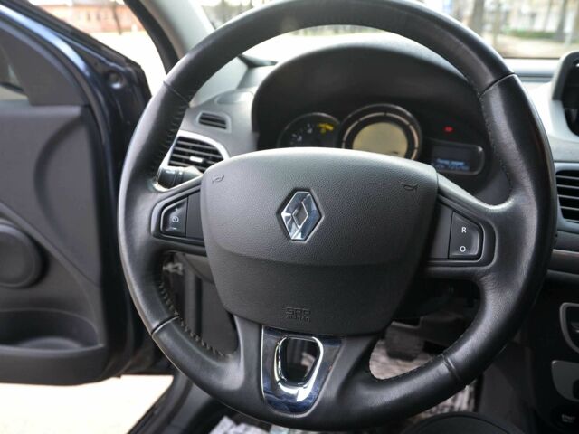 Сірий Рено Меган, об'ємом двигуна 1.5 л та пробігом 185 тис. км за 10750 $, фото 12 на Automoto.ua