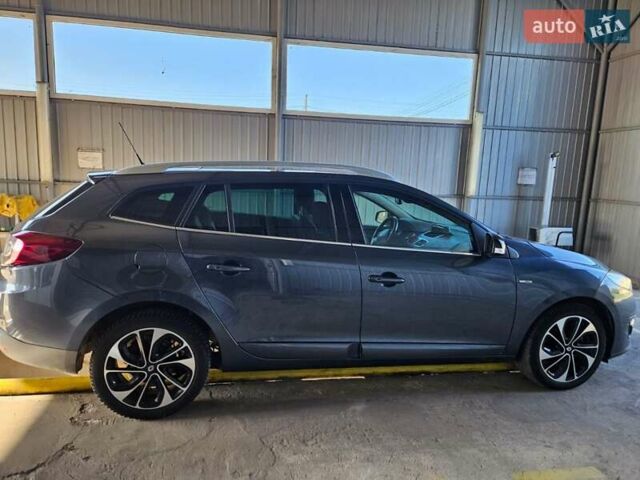 Серый Рено Меган, объемом двигателя 1.5 л и пробегом 160 тыс. км за 10500 $, фото 4 на Automoto.ua