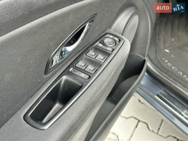 Сірий Рено Меган, об'ємом двигуна 1.5 л та пробігом 186 тис. км за 10750 $, фото 21 на Automoto.ua