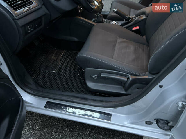 Серый Рено Меган, объемом двигателя 1.5 л и пробегом 162 тыс. км за 10500 $, фото 11 на Automoto.ua