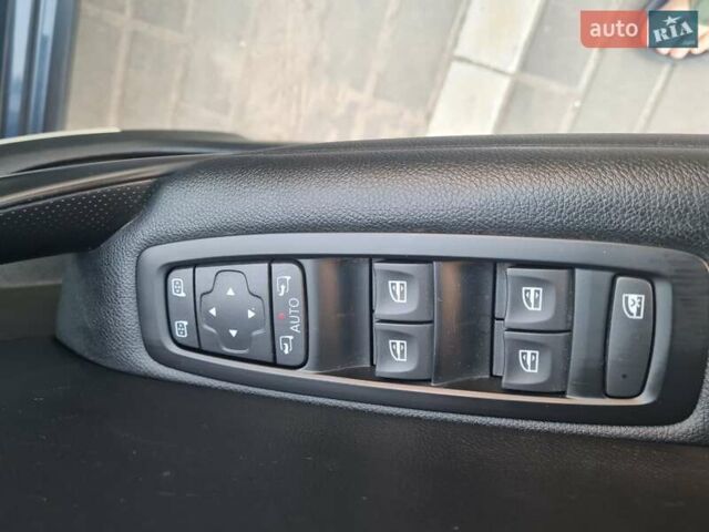 Серый Рено Меган, объемом двигателя 1.5 л и пробегом 267 тыс. км за 12700 $, фото 1 на Automoto.ua