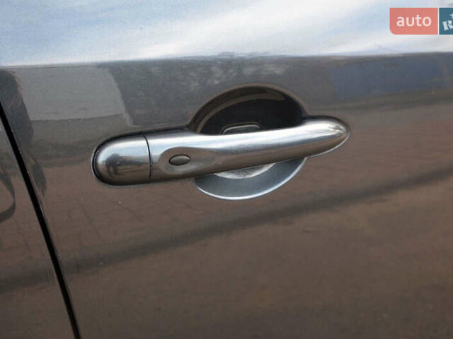 Сірий Рено Меган, об'ємом двигуна 1.5 л та пробігом 186 тис. км за 10450 $, фото 11 на Automoto.ua