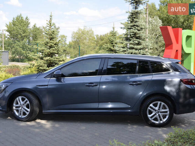 Серый Рено Меган, объемом двигателя 1.46 л и пробегом 393 тыс. км за 10999 $, фото 9 на Automoto.ua