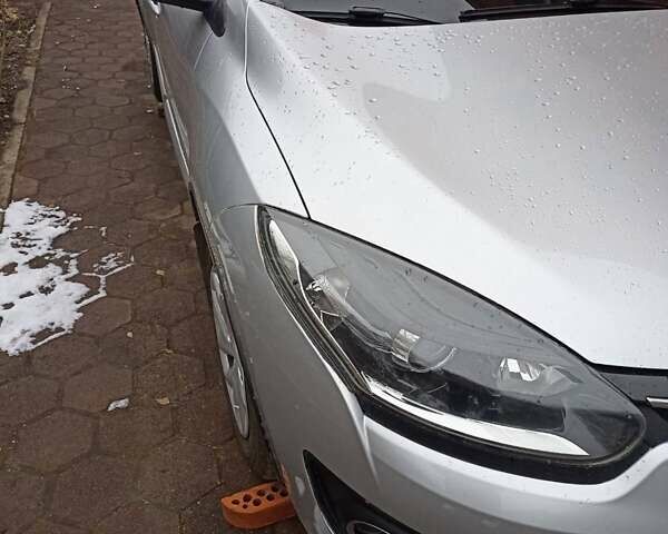 Серый Рено Меган, объемом двигателя 1.5 л и пробегом 130 тыс. км за 9500 $, фото 9 на Automoto.ua