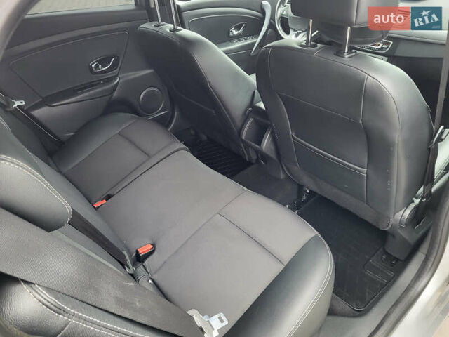 Серый Рено Меган, объемом двигателя 1.5 л и пробегом 198 тыс. км за 10600 $, фото 39 на Automoto.ua