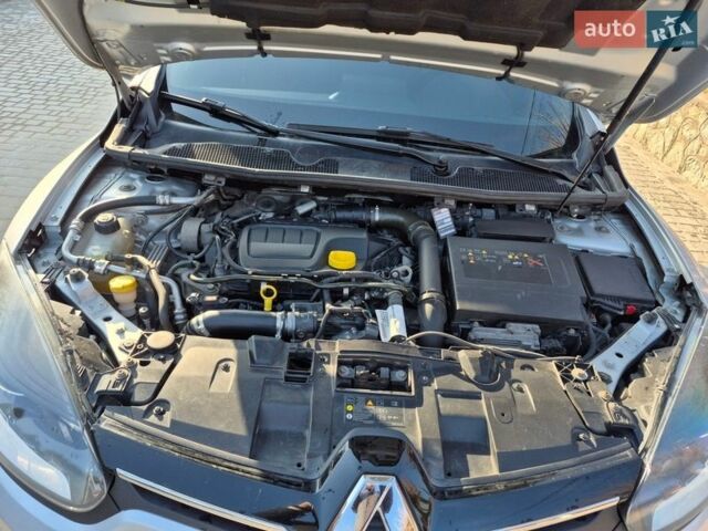 Сірий Рено Меган, об'ємом двигуна 1.6 л та пробігом 241 тис. км за 8600 $, фото 18 на Automoto.ua