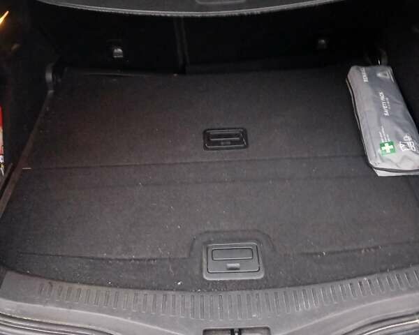 Серый Рено Меган, объемом двигателя 1.46 л и пробегом 172 тыс. км за 12700 $, фото 2 на Automoto.ua