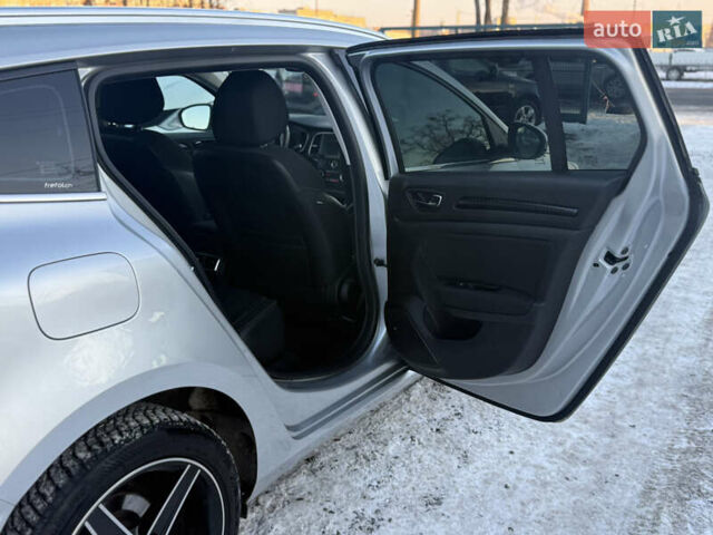 Серый Рено Меган, объемом двигателя 1.5 л и пробегом 168 тыс. км за 12799 $, фото 26 на Automoto.ua