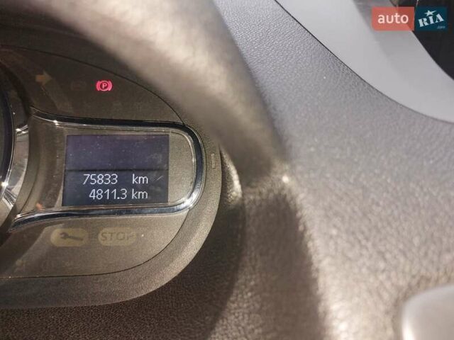 Серый Рено Меган, объемом двигателя 1.2 л и пробегом 76 тыс. км за 10300 $, фото 11 на Automoto.ua