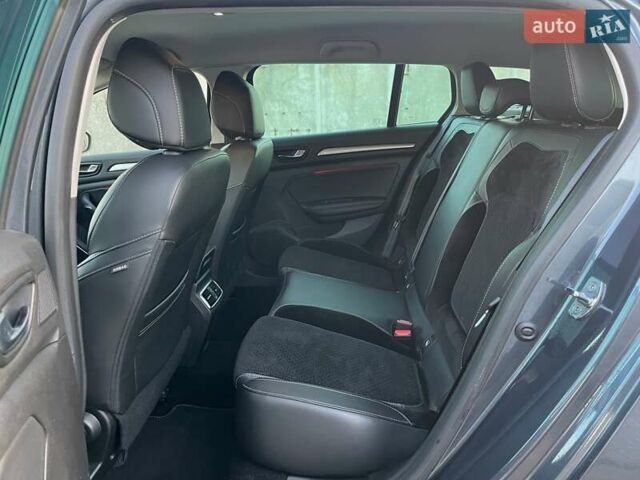 Серый Рено Меган, объемом двигателя 1.46 л и пробегом 216 тыс. км за 12800 $, фото 24 на Automoto.ua