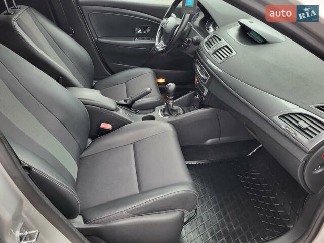 Серый Рено Меган, объемом двигателя 1.5 л и пробегом 198 тыс. км за 10600 $, фото 24 на Automoto.ua