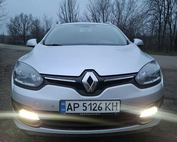 Серый Рено Меган, объемом двигателя 1.46 л и пробегом 270 тыс. км за 9800 $, фото 8 на Automoto.ua