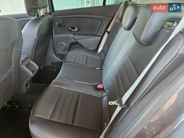 Серый Рено Меган, объемом двигателя 1.5 л и пробегом 160 тыс. км за 10500 $, фото 17 на Automoto.ua