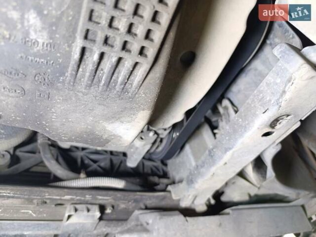 Серый Рено Меган, объемом двигателя 1.5 л и пробегом 160 тыс. км за 10500 $, фото 70 на Automoto.ua