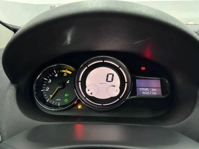 Сірий Рено Меган, об'ємом двигуна 1.5 л та пробігом 179 тис. км за 2400 $, фото 20 на Automoto.ua