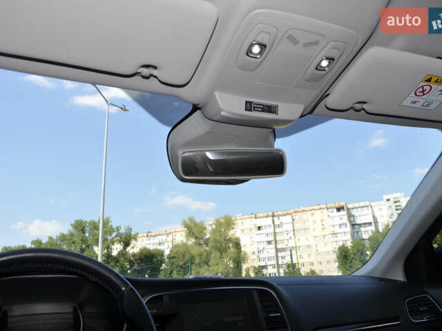 Серый Рено Меган, объемом двигателя 1.46 л и пробегом 393 тыс. км за 10999 $, фото 50 на Automoto.ua