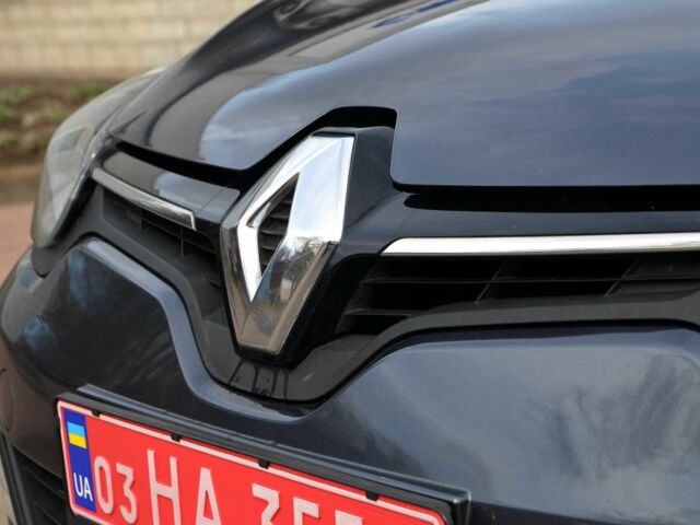 Серый Рено Меган, объемом двигателя 1.5 л и пробегом 187 тыс. км за 10600 $, фото 3 на Automoto.ua