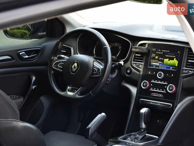 Серый Рено Меган, объемом двигателя 1.46 л и пробегом 393 тыс. км за 10999 $, фото 40 на Automoto.ua