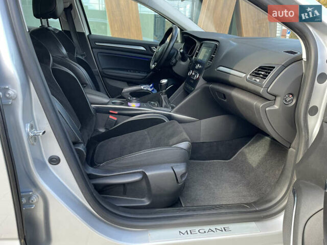 Сірий Рено Меган, об'ємом двигуна 1.46 л та пробігом 173 тис. км за 14700 $, фото 27 на Automoto.ua