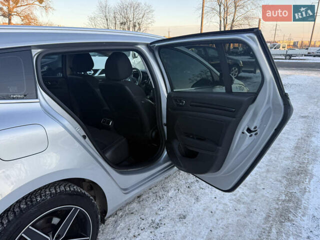 Серый Рено Меган, объемом двигателя 1.5 л и пробегом 168 тыс. км за 12799 $, фото 27 на Automoto.ua