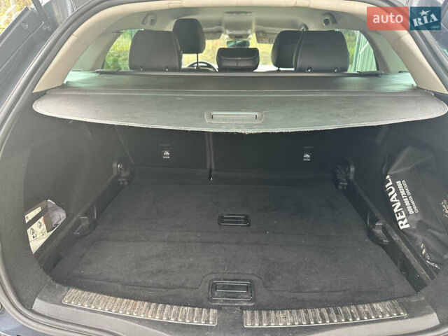 Серый Рено Меган, объемом двигателя 1.46 л и пробегом 192 тыс. км за 12850 $, фото 24 на Automoto.ua