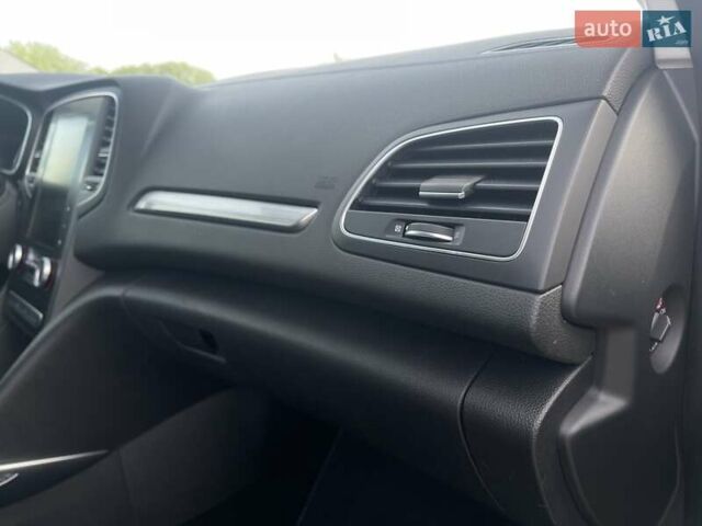 Сірий Рено Меган, об'ємом двигуна 1.46 л та пробігом 215 тис. км за 13200 $, фото 45 на Automoto.ua