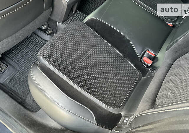 Серый Рено Меган, объемом двигателя 1.46 л и пробегом 184 тыс. км за 14900 $, фото 42 на Automoto.ua