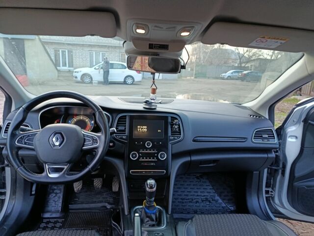 Сірий Рено Меган, об'ємом двигуна 1.5 л та пробігом 318 тис. км за 13200 $, фото 6 на Automoto.ua