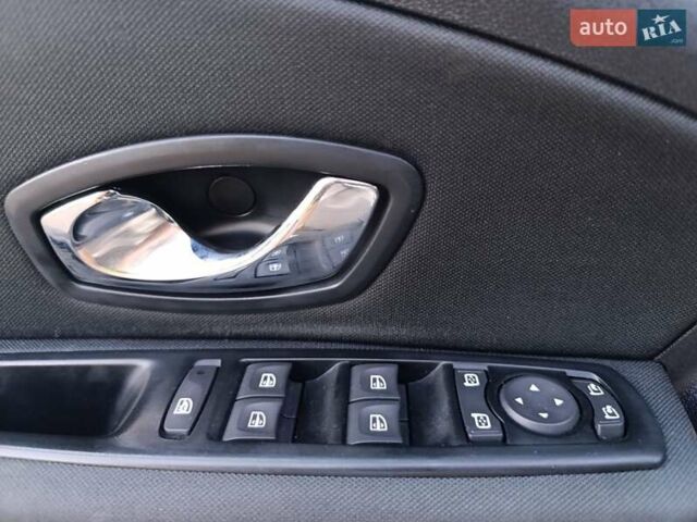 Серый Рено Меган, объемом двигателя 1.5 л и пробегом 160 тыс. км за 10500 $, фото 10 на Automoto.ua