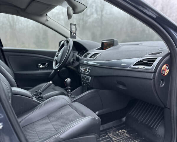 Серый Рено Меган, объемом двигателя 1.5 л и пробегом 226 тыс. км за 9450 $, фото 26 на Automoto.ua