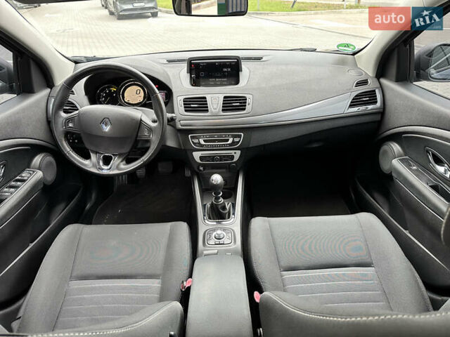 Сірий Рено Меган, об'ємом двигуна 1.5 л та пробігом 186 тис. км за 10750 $, фото 11 на Automoto.ua
