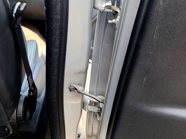 Серый Рено Меган, объемом двигателя 1.5 л и пробегом 246 тыс. км за 8200 $, фото 7 на Automoto.ua