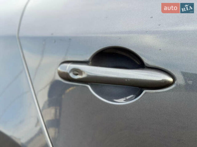 Серый Рено Меган, объемом двигателя 1.5 л и пробегом 180 тыс. км за 11800 $, фото 41 на Automoto.ua