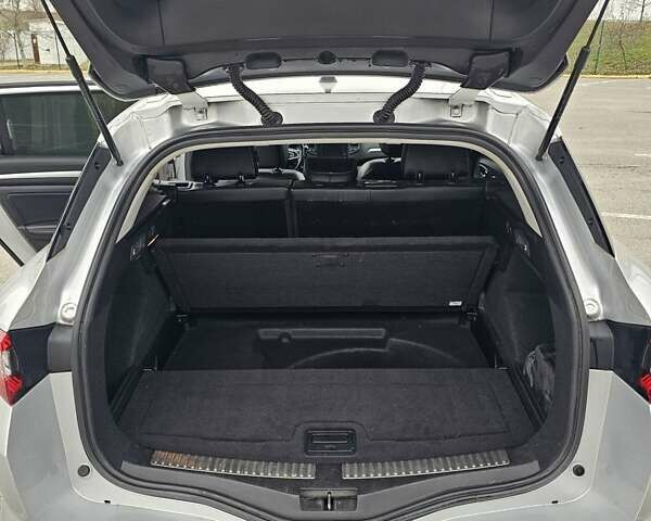 Серый Рено Меган, объемом двигателя 1.46 л и пробегом 217 тыс. км за 13350 $, фото 44 на Automoto.ua