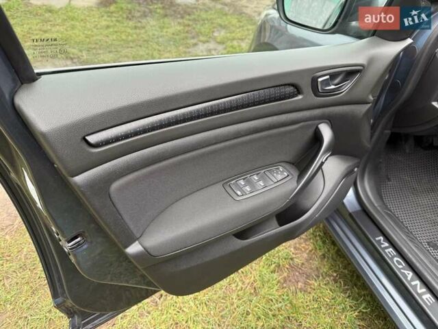 Серый Рено Меган, объемом двигателя 1.46 л и пробегом 198 тыс. км за 12200 $, фото 12 на Automoto.ua