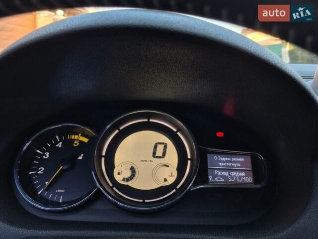 Сірий Рено Меган, об'ємом двигуна 1.6 л та пробігом 241 тис. км за 8600 $, фото 19 на Automoto.ua