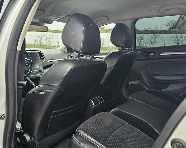 Серый Рено Меган, объемом двигателя 1.46 л и пробегом 217 тыс. км за 13350 $, фото 43 на Automoto.ua