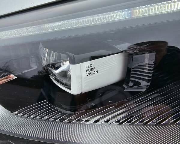 Серый Рено Меган, объемом двигателя 1.46 л и пробегом 217 тыс. км за 13350 $, фото 49 на Automoto.ua