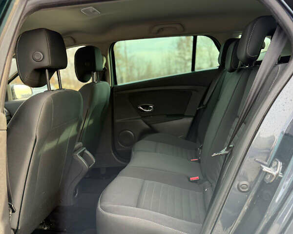 Серый Рено Меган, объемом двигателя 1.5 л и пробегом 180 тыс. км за 11800 $, фото 78 на Automoto.ua