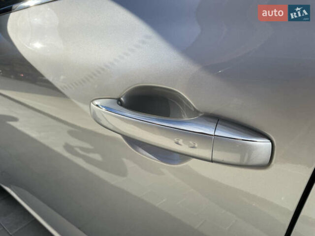 Сірий Рено Меган, об'ємом двигуна 1.46 л та пробігом 173 тис. км за 14700 $, фото 10 на Automoto.ua