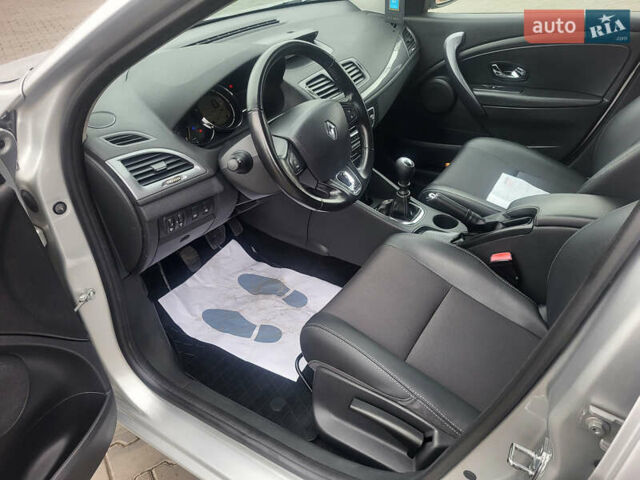 Серый Рено Меган, объемом двигателя 1.5 л и пробегом 198 тыс. км за 10600 $, фото 28 на Automoto.ua