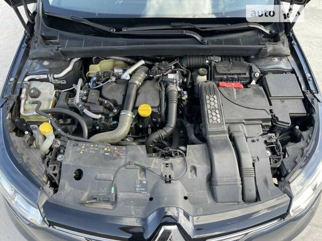 Сірий Рено Меган, об'ємом двигуна 1.46 л та пробігом 215 тис. км за 13700 $, фото 69 на Automoto.ua
