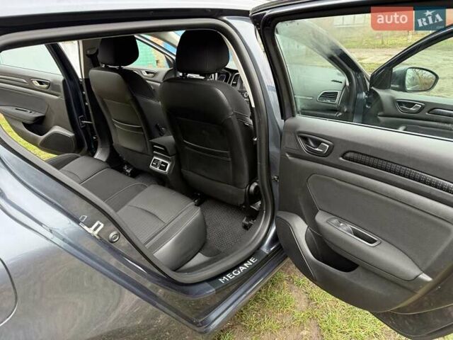 Серый Рено Меган, объемом двигателя 1.46 л и пробегом 198 тыс. км за 12200 $, фото 16 на Automoto.ua
