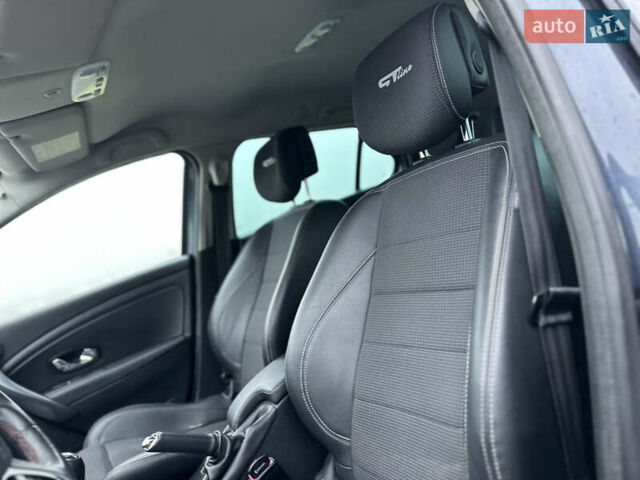 Серый Рено Меган, объемом двигателя 1.5 л и пробегом 226 тыс. км за 9450 $, фото 7 на Automoto.ua